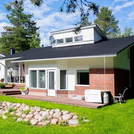 Santa's Snow Villa, Private Sauna By Lapland Host * Rovaniemi